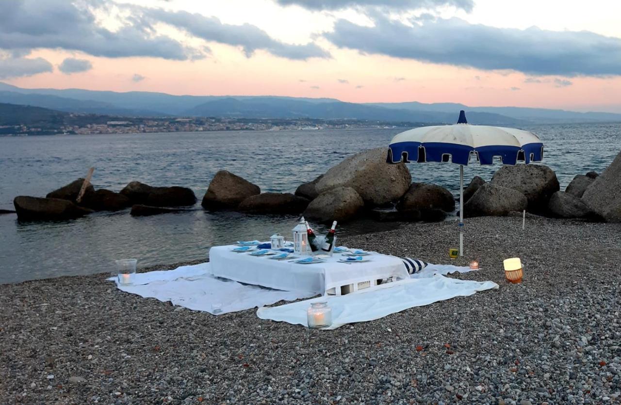 Villa Sullo Stretto Sant'Agata  Εξωτερικό φωτογραφία