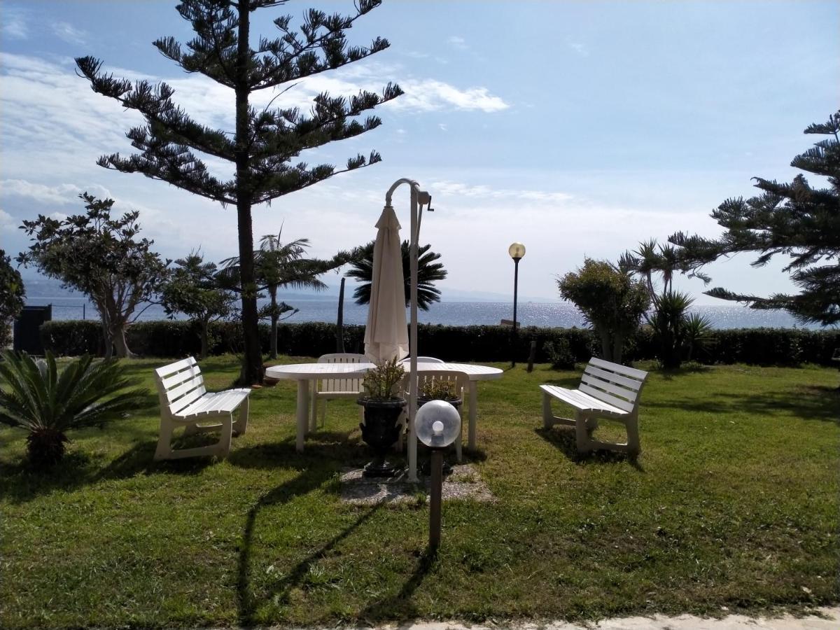 Villa Sullo Stretto Sant'Agata  Δωμάτιο φωτογραφία