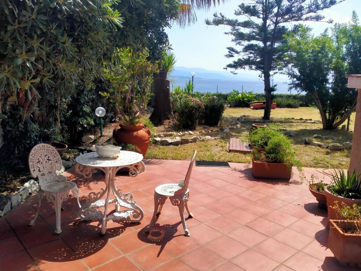 Villa Sullo Stretto Sant'Agata  Εξωτερικό φωτογραφία