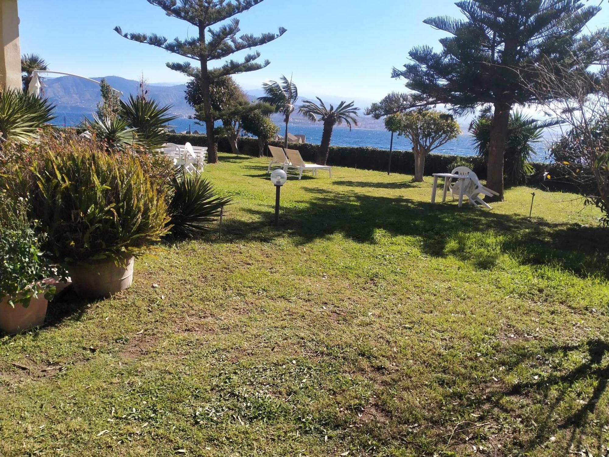 Villa Sullo Stretto Sant'Agata  Εξωτερικό φωτογραφία