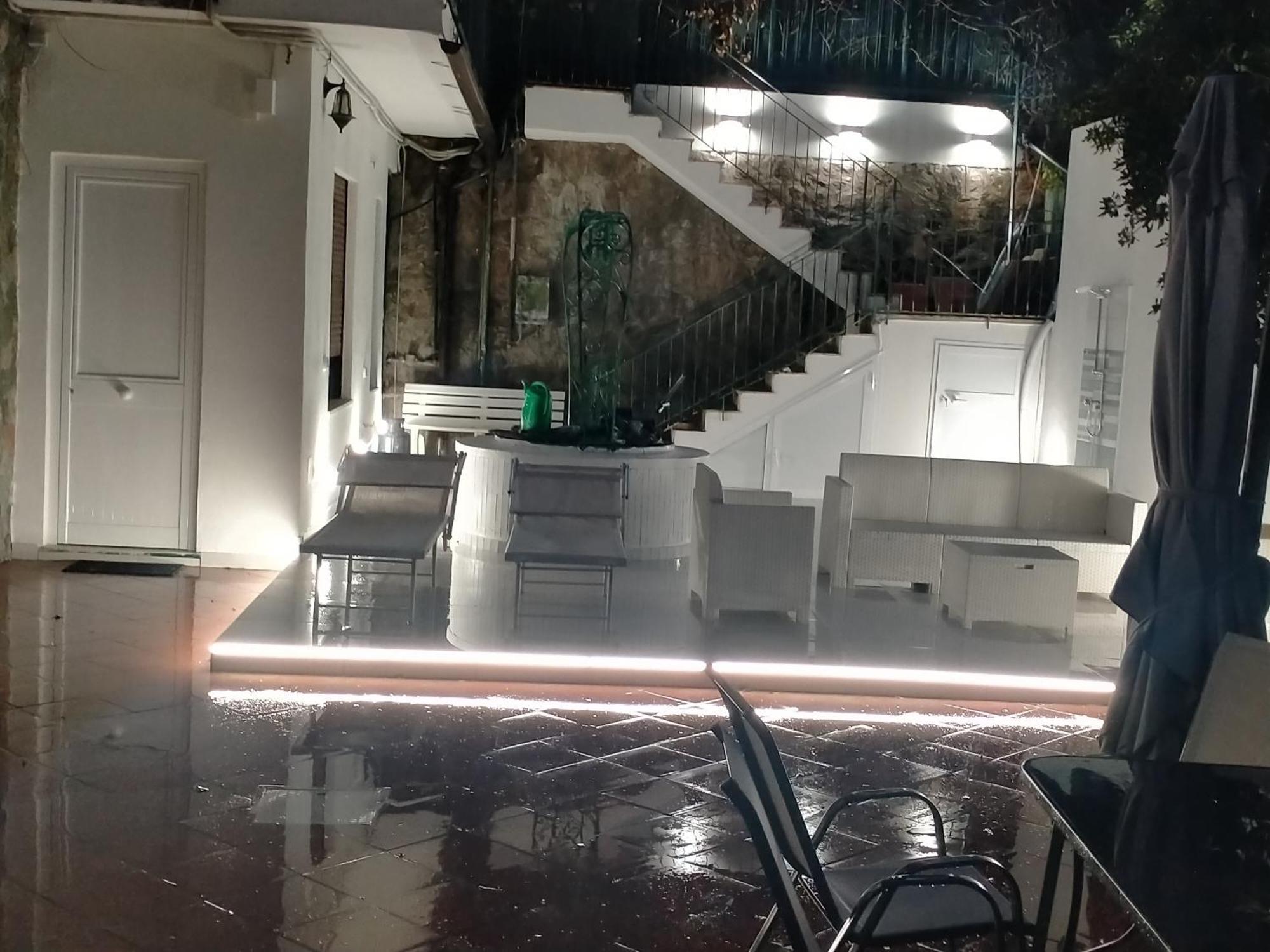 Villa Sullo Stretto Sant'Agata  Εξωτερικό φωτογραφία